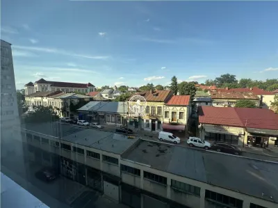 Apartament 3 camere de inchiriat Centru UMF - Iasi