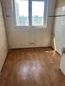 5 min metrou OBOR- apartament decomandat in bloc reabilitat - foto 3