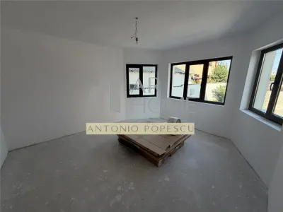 Casa 5 camere, P+1, in Strejnicu, Prahova. - foto 12