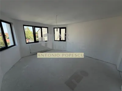 Casa 5 camere, P+1, in Strejnicu, Prahova. - foto 19