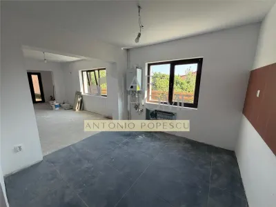 Casa 5 camere, P+1, in Strejnicu, Prahova. - foto 7