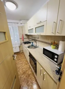Inchiriere Apartament 3 Camere Semidecomandat Bld. Obregia - foto 7