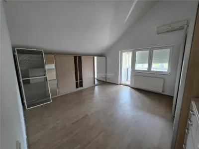 Vila cu piscina - Pipera - 5 camere - 3 bai - 218mp - 900mp teren - foto 19