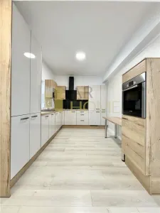 Casa 4 camere de lux, panouri fotovoltaice, MRS Country Ploiesti - foto 8