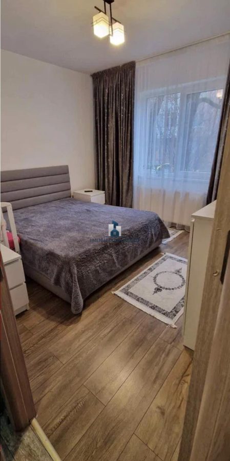 Vanzare Apartament 3 Camere Decomandat Sos Berceni - Bucuresti