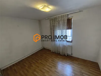 Apartament 3 camere cf 1 decomandat zona  Unirii Sud - foto 3