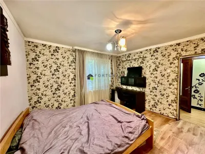 Casa de închiriat în Scaeni, foarte aproape de Ploiești - foto 3