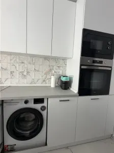 Inchiriere apartament o camera+ loc de parcare- Bucium, Visani - foto 9