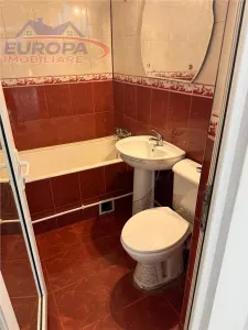 Apartament 3 camere de inchiriere zona Ultracentrala Tulcea - foto 11