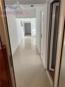 Apartament 3 camere de inchiriere zona Ultracentrala Tulcea - foto 12