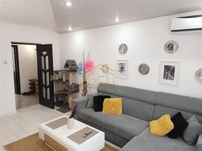 Apartament 3 camere in zona centrala Moldova Noua - foto 5
