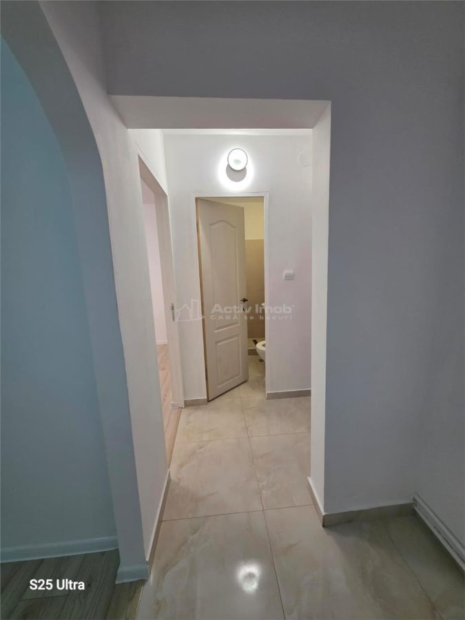 Vanzare sau SCHIMB, 3 camere, RENOVAT, Micro 9 - Targoviste