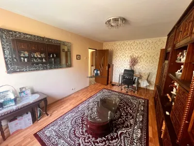 Apartament 3 camere Decomandat Resita - foto 7