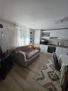 Casa zona Sacele - foto 3