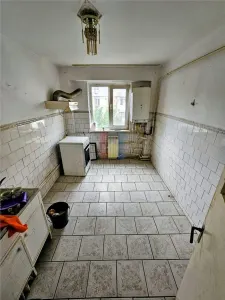 4 camere confort 1 Decomandat 82mp  Viziru 3 - foto 11