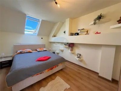Apartament la casa 3 camere zona Gusterita - foto 5