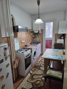 Apartament 2 camere decomandat etajul 2 Astra- Carpatilor - foto 3