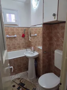 Apartament 2 camere decomandat etajul 2 Astra- Carpatilor - foto 8