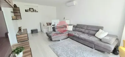 Apartament 2 Camere, Decomandat, Zona Centrala - foto 2