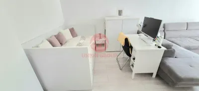 Apartament 2 Camere, Decomandat, Zona Centrala - foto 5