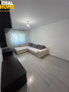 De inchiriat apartament 3 camere Rond Zimbru - foto 3