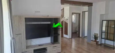 Casa individuala de inchiriat 3 camere acces auto Sibiu Strand - Sibiu