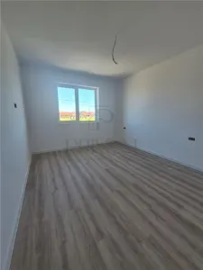 Duplex in spate la Kaufland - 3 dormitoare - bucatarie inchisa - debara - spatii generoase - foto 12