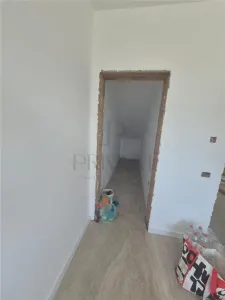 Duplex in spate la Kaufland - 3 dormitoare - bucatarie inchisa - debara - spatii generoase - foto 15
