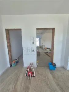 Duplex in spate la Kaufland - 3 dormitoare - bucatarie inchisa - debara - spatii generoase - foto 5