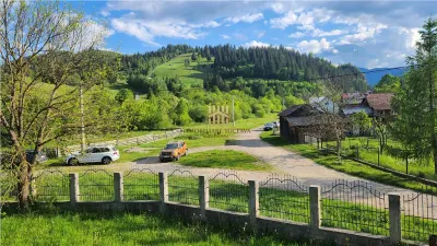 CASĂ DE VÂNZARE ÎN CÂMPULUNG MOLDOVENESC | BUCOVINA | 310 MP UTILI | TEREN 786 MP | LA 4 KM DE PÂRTIA DE SCHI | 125.000 Euro | COMISION 0% - foto 12
