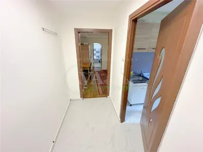 Apartament 2 camere, mobilat, cu centrala, zona Mioritei - foto 10