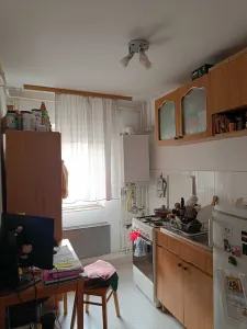 Decomandat, model mare cu centrala propie la etajul 3 - foto 3