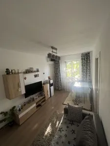 Mobilat si utilat in bloc anvelopat - foto 10