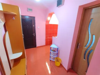 Oravita, Chirie, 2 Cam, Parter, Mobilat+Utilat - foto 9