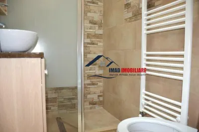 Garsoniera tip studio de inchiriat, gata de mutat, langa Targoviste. - foto 10