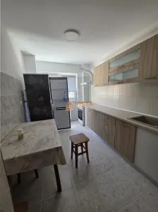 Apartament 4 camere, zona Racadau - Brasov