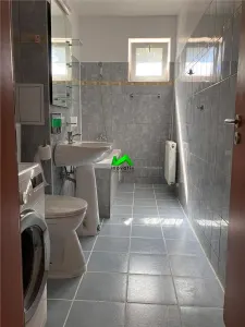 Apartament decomandat de inchiriat 2 camere Sibiu Siretului - foto 6