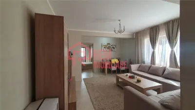 Vanzare apartament 2 camere,  mobilat pe comanda, bucatarie inchisa, etaj 1 din 3, in Dobroesti, str Ciresului - foto 2