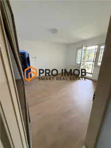 Apartament 2 camere cf 2 decomandat zona Micro 5 - foto 1