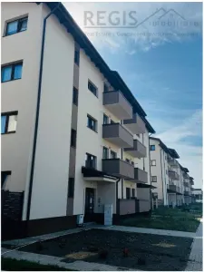Garsoniera decomandata moderna si spatioasa Sanpetru - foto 9