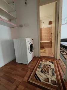 Etaj 1 cu centrala propie, 56 mp, linga Judetean - foto 4