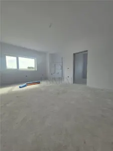 Duplex despartit prin baie - zona foarte buna - posibilitate mansardare - foto 8