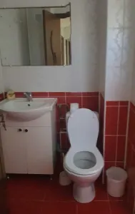 PF-Dau in chirie Apartament cu 4 camere Str.Ion Mester. Tel.o749933895 - foto 7