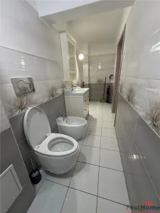 3 camere, etaj 1, renovat complet 2026, zona 2 Stejari - Tribunal - - foto 15