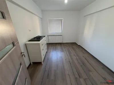 3 camere, etaj 1, renovat complet 2026, zona 2 Stejari - Tribunal - - foto 8