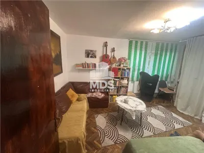 Decomandat, 52 mp cu centrala propie linga Generala 30 - foto 9