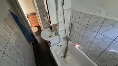 Etaj 2 in bloc anvelopat cu centrala propie - foto 4
