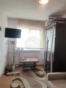 Apartament 2 camere zona Vasile Aaron - foto 2