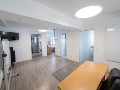 Spațiu 141mp | Bloc Nou | 3 Parcări | Vis-a-vis Santa Fe S-962 - Suceava