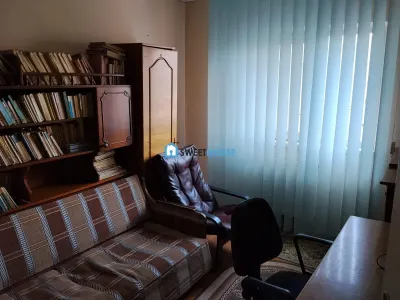 Apartament cu 4 Camere  Zona Ultracentrala  B-Dul Unirii - foto 7